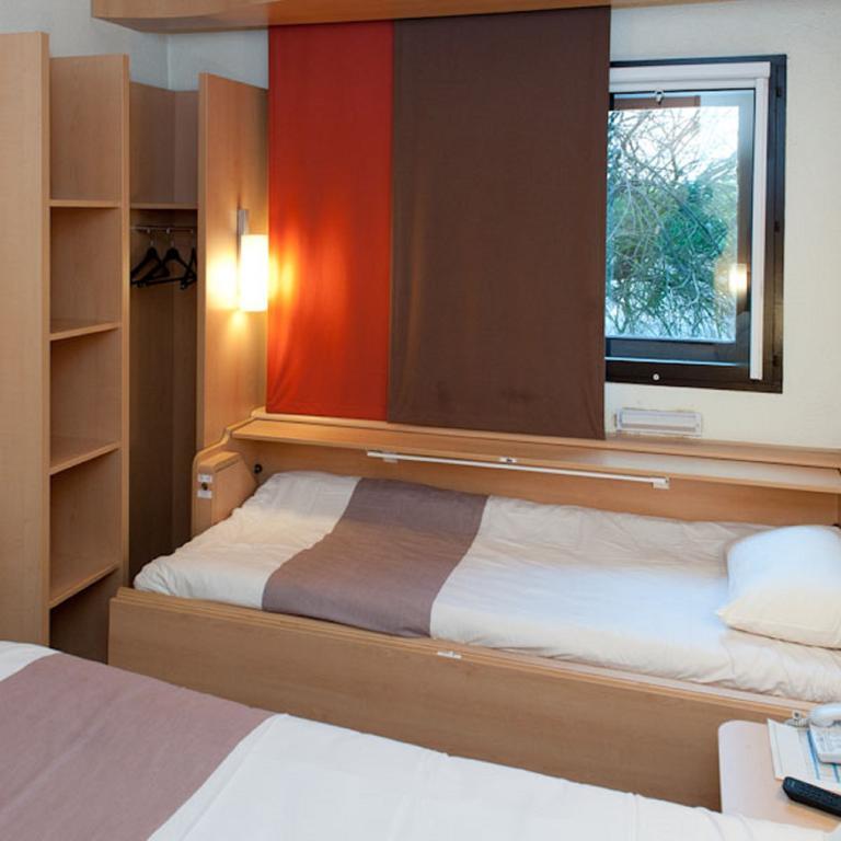 Egg Hotel Gonesse Гонес Стая снимка